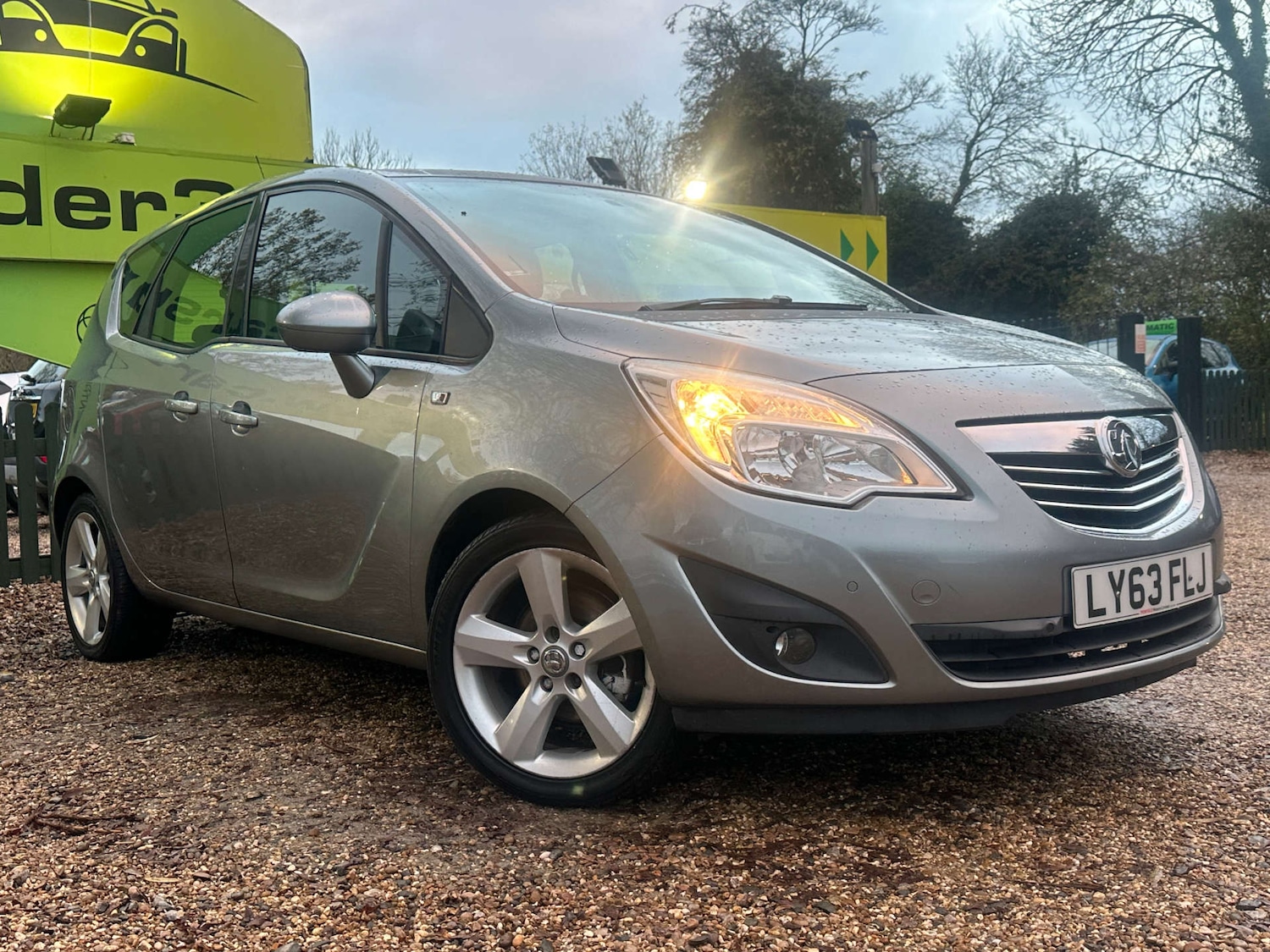 Used Vauxhall Meriva 2014 for sale - 76757123: Photo 5