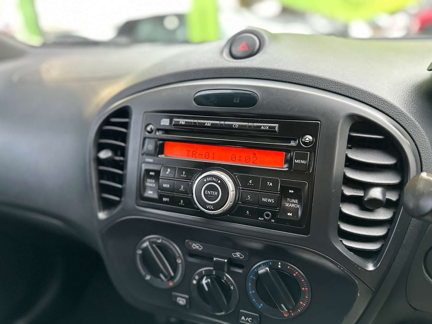 Used Nissan Juke 2014 for sale - 76709158: Photo 19