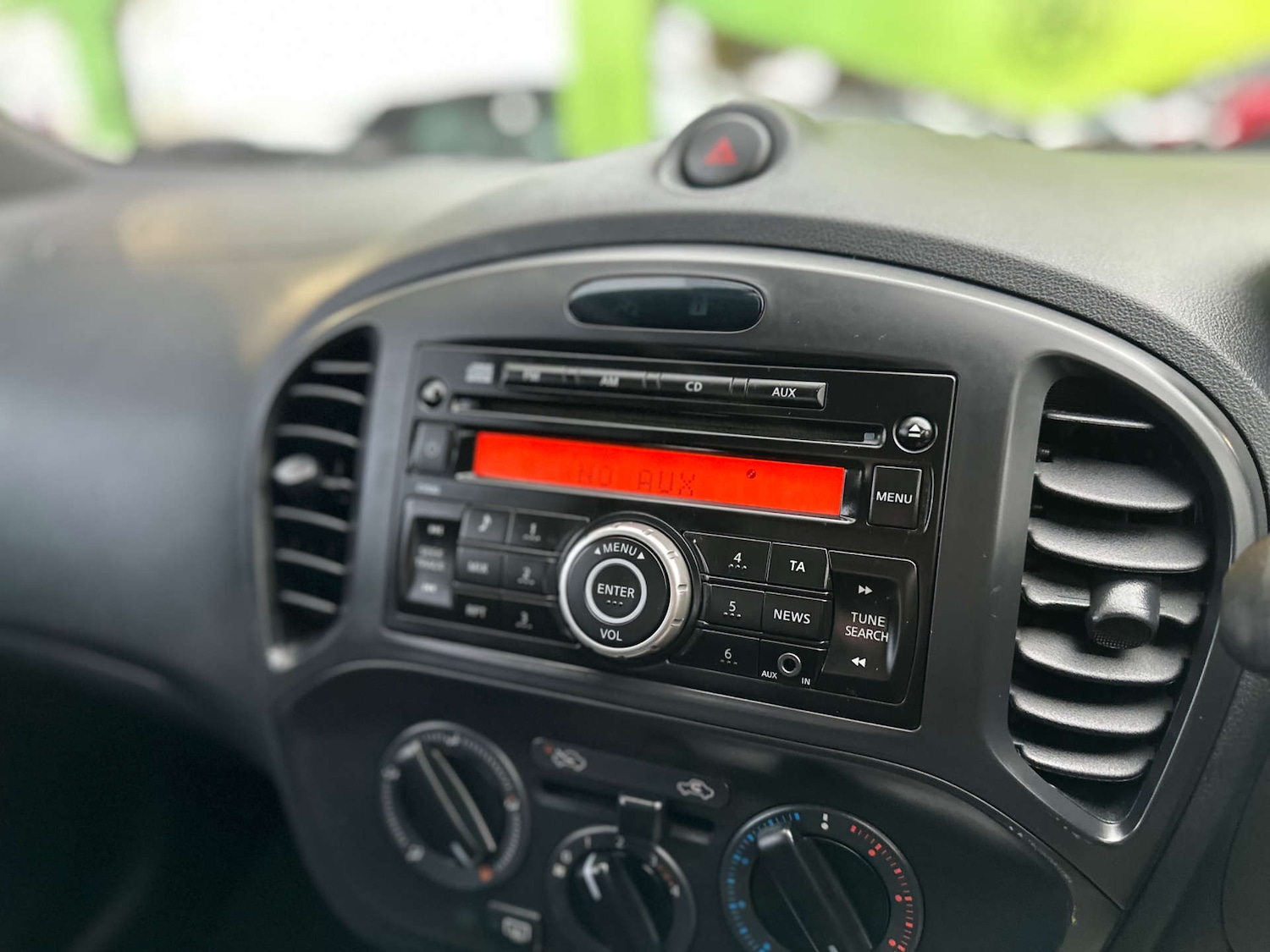 Used Nissan Juke 2014 for sale - 76709158: Photo 3