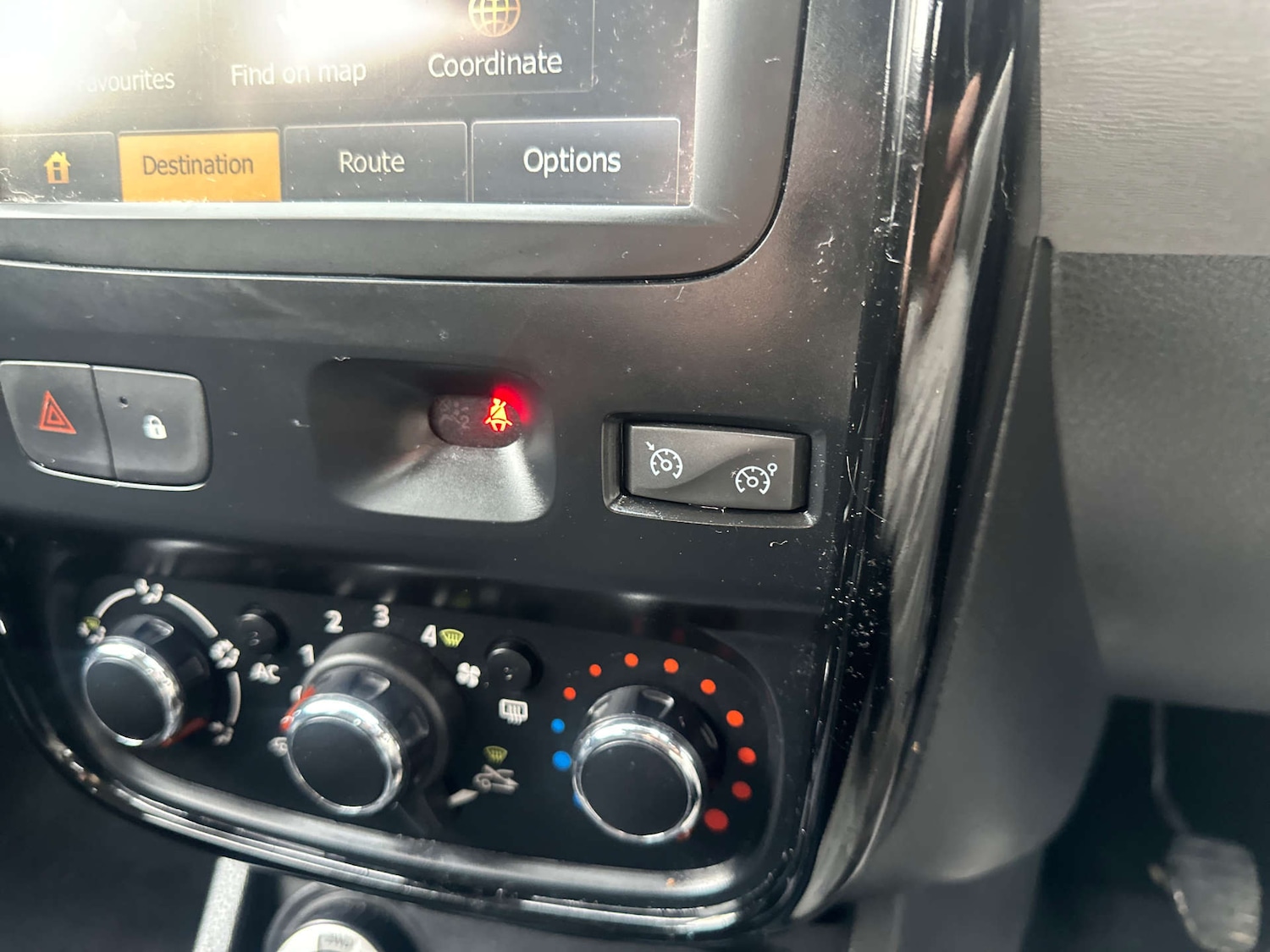 Used Dacia Duster 2015 for sale - 77022354: Photo 18