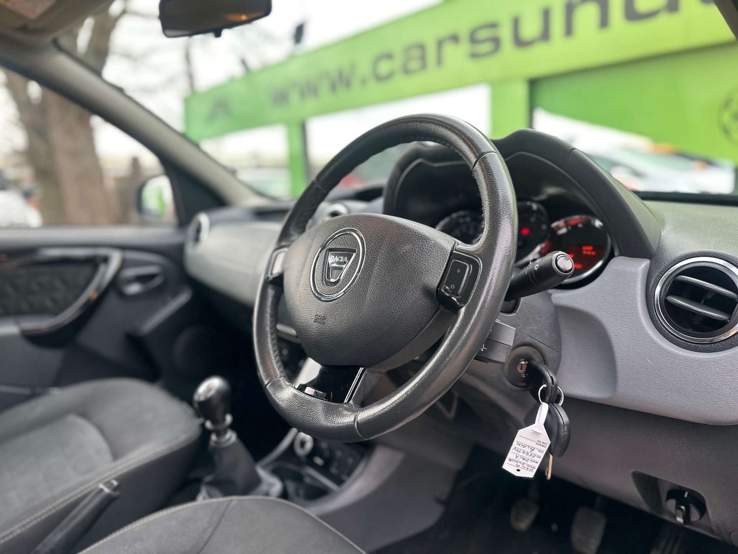 Used Dacia Duster 2015 for sale - 77022354: Photo 2