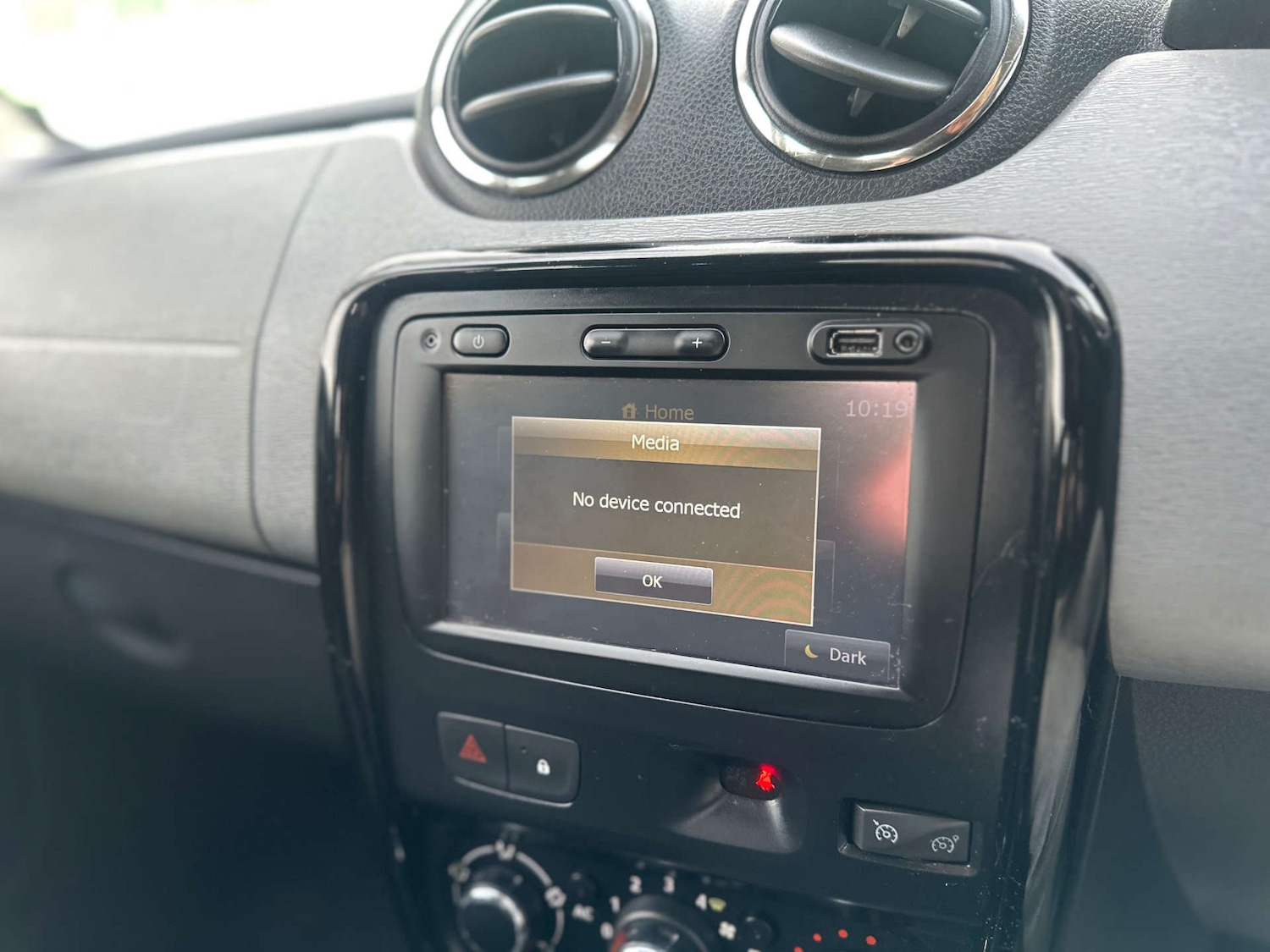 Used Dacia Duster 2015 for sale - 77022354: Photo 3