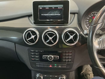 Used Mercedes-Benz B Class 2014 for sale - 79504423: Photo