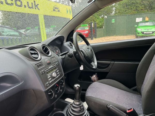 Used Ford Fiesta 2007 for sale - 76266380: Photo 16