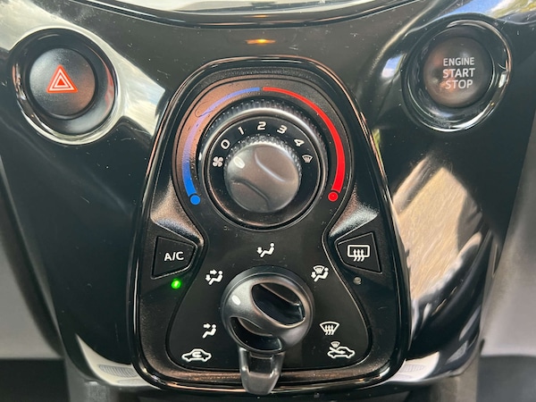 Used Peugeot 108 2015 for sale - 76287416: Photo 21