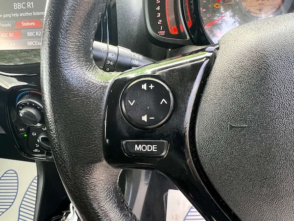 Used Peugeot 108 2015 for sale - 76287416: Photo 24