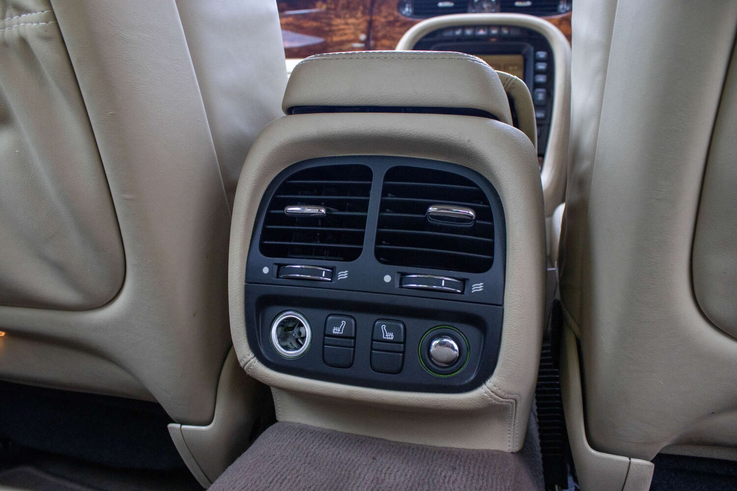 Used Jaguar XJ 2006 for sale - 78111308: Photo 13
