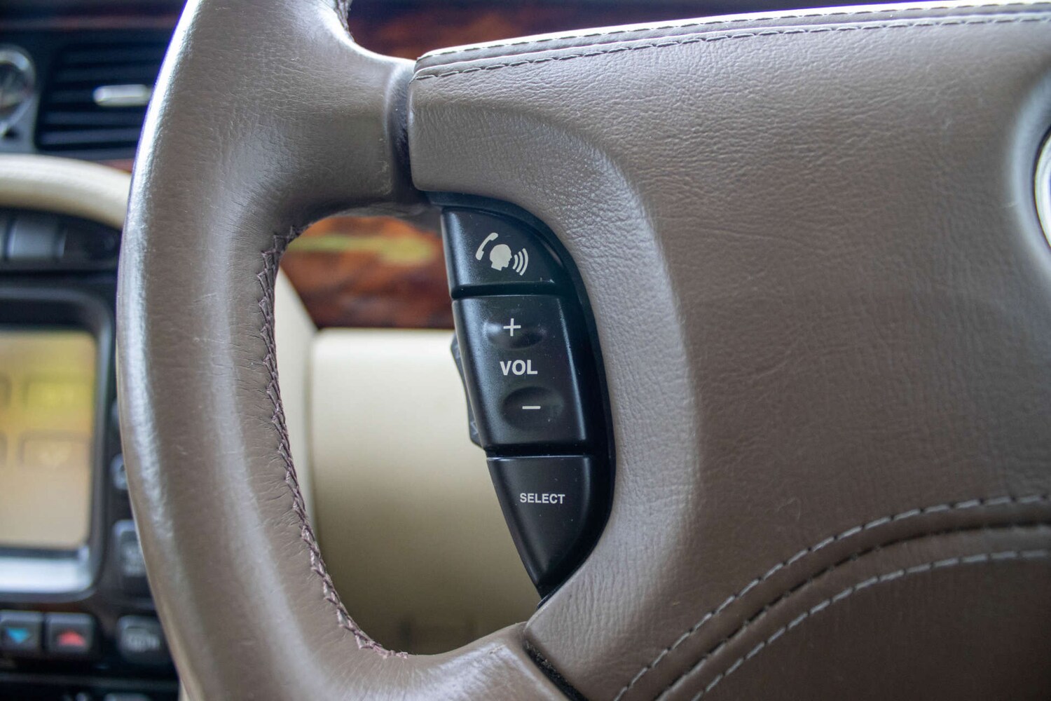 Used Jaguar XJ 2006 for sale - 78111308: Photo 22