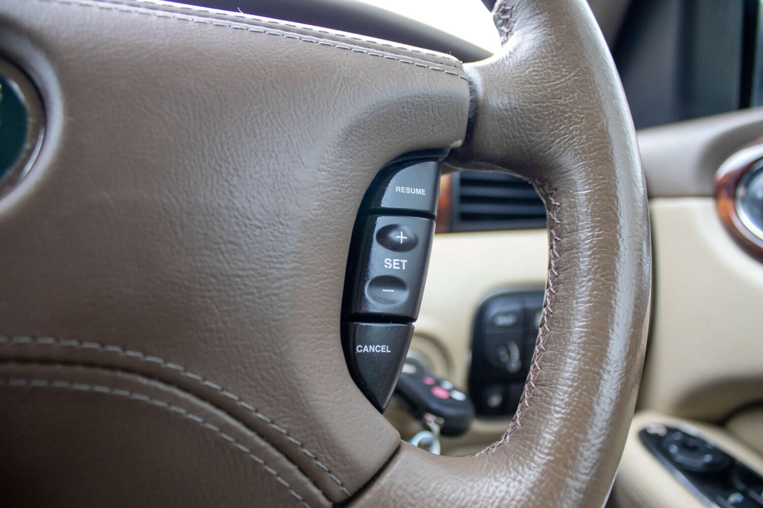 Used Jaguar XJ 2006 for sale - 78111308: Photo 23