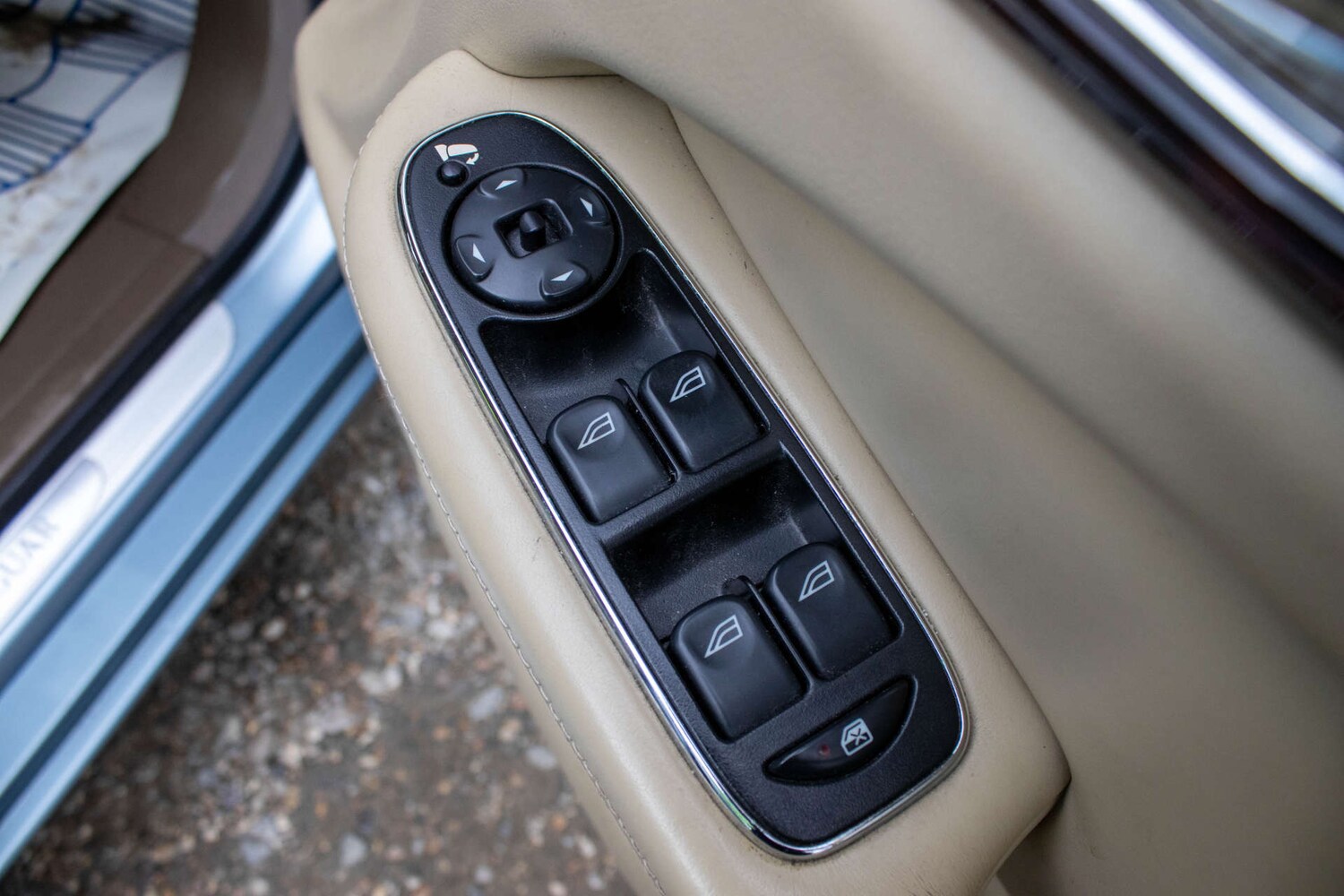 Used Jaguar XJ 2006 for sale - 78111308: Photo 28