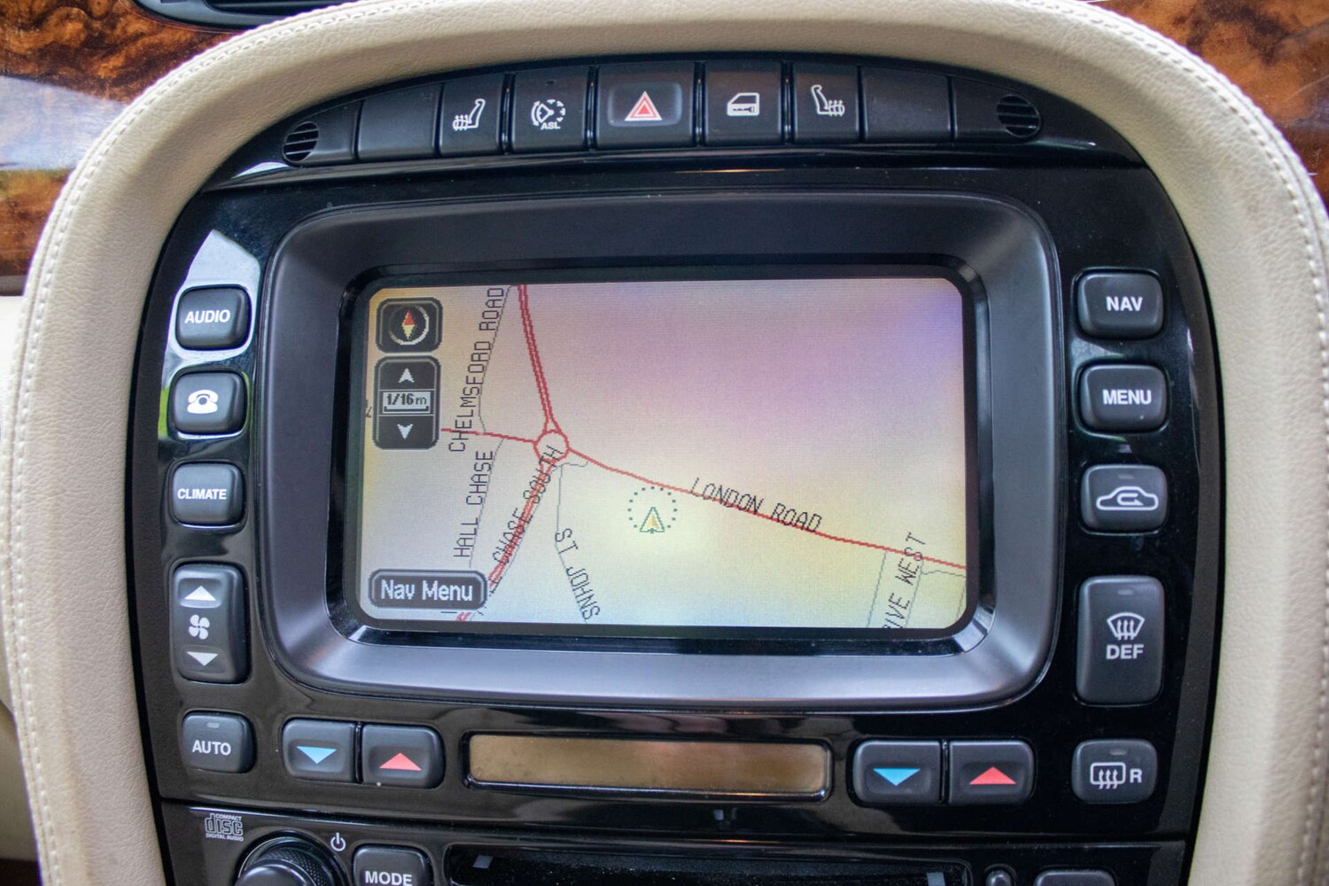 Used Jaguar XJ 2006 for sale - 78111308: Photo 37