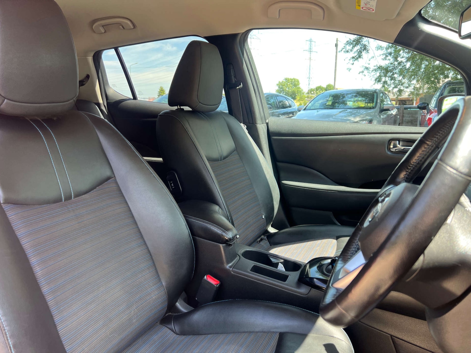 Used Nissan Leaf 2019 for sale - 76243970: Photo 2