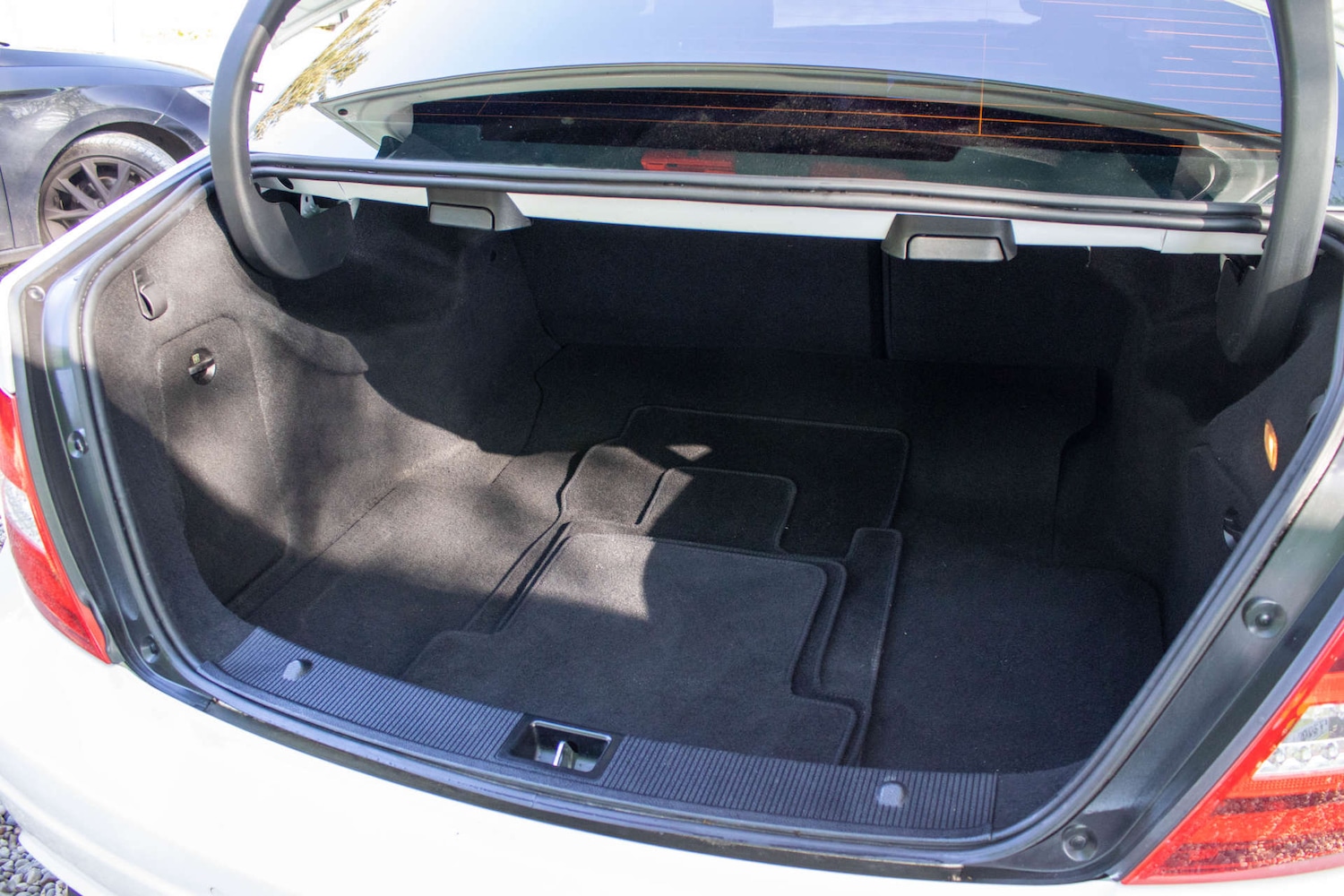 Used Mercedes-Benz C Class 2014 for sale - 78210408: Photo 44