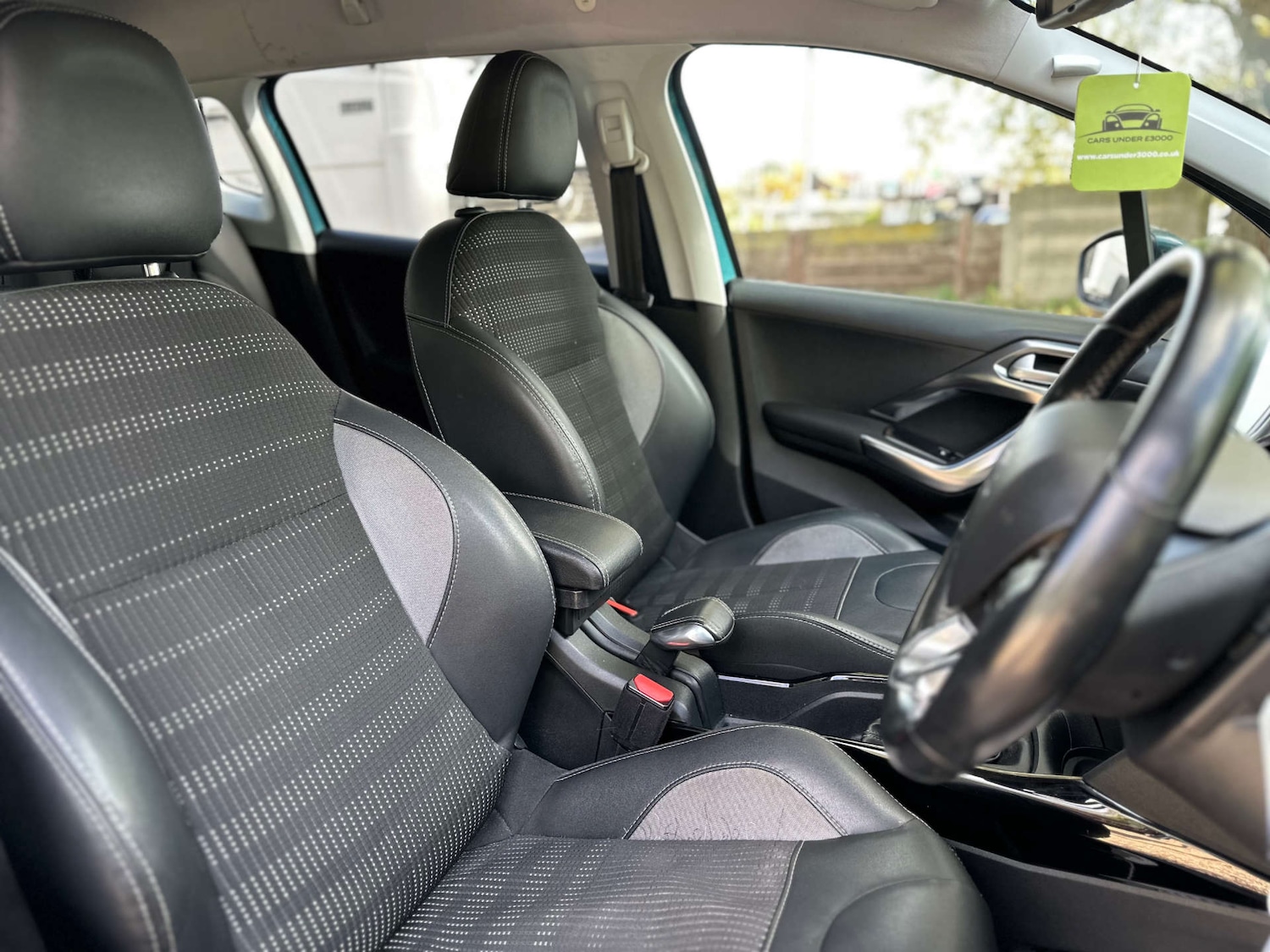 Used Peugeot 2008 2017 for sale - 76444549: Photo 11