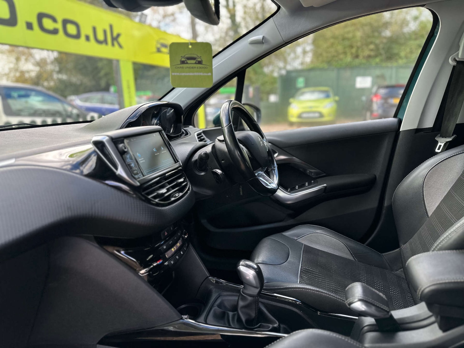 Used Peugeot 2008 2017 for sale - 76444549: Photo 18