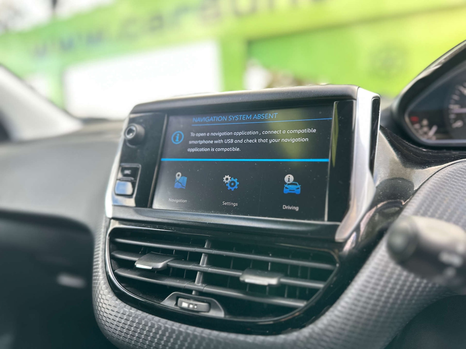 Used Peugeot 2008 2017 for sale - 76444549: Photo 3