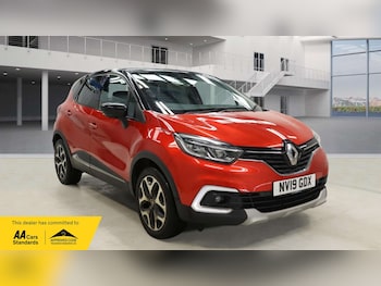 Used Renault Captur 2019 for sale - 77681277: Photo