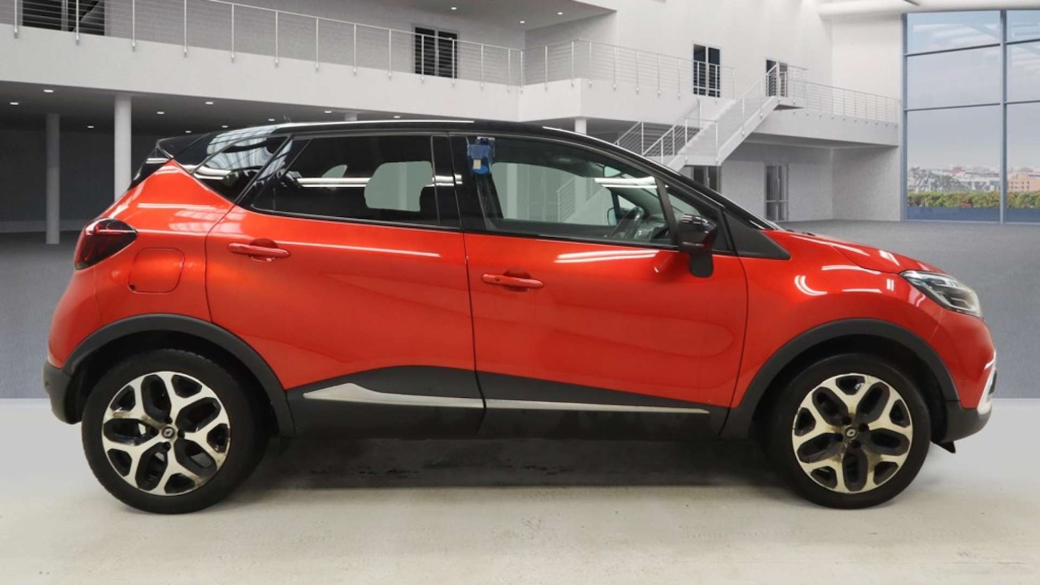 Used Renault Captur 2019 for sale - 77681277: Photo 9