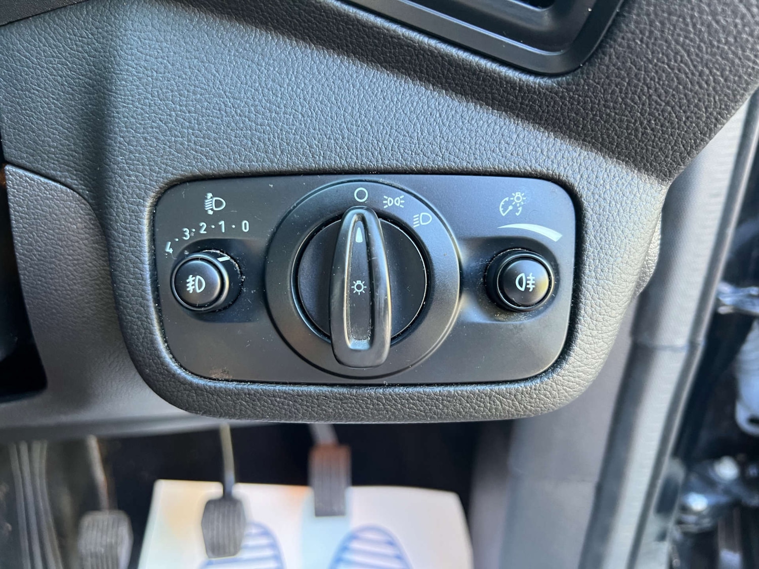 Used Ford Kuga 2017 for sale - 77093741: Photo 27