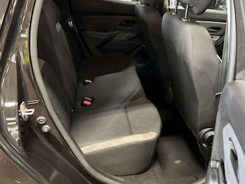 Used Dacia Duster 2020 for sale - 79449553: Photo