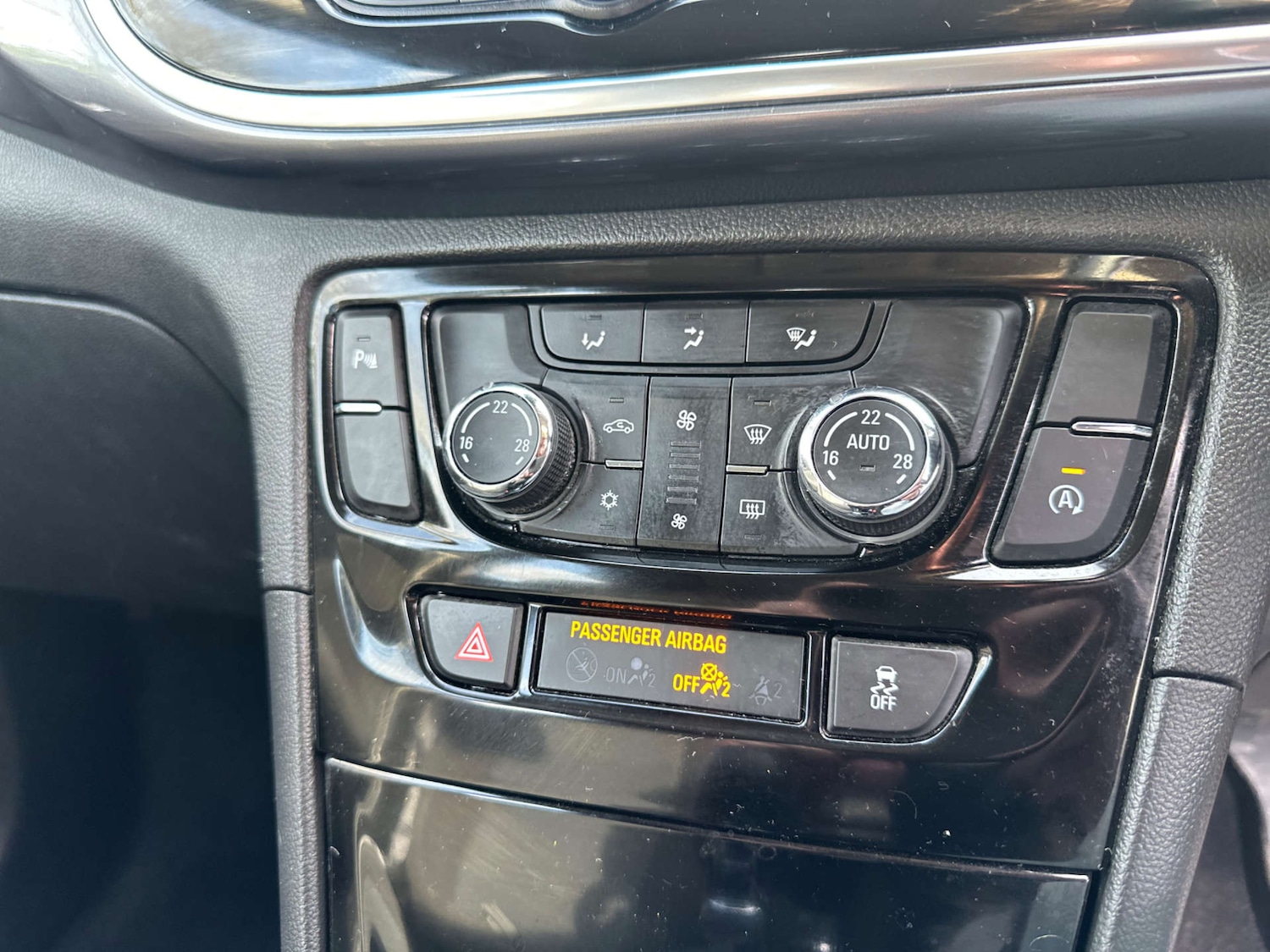 Used Vauxhall Mokka X 2018 for sale - 77822591: Photo 25