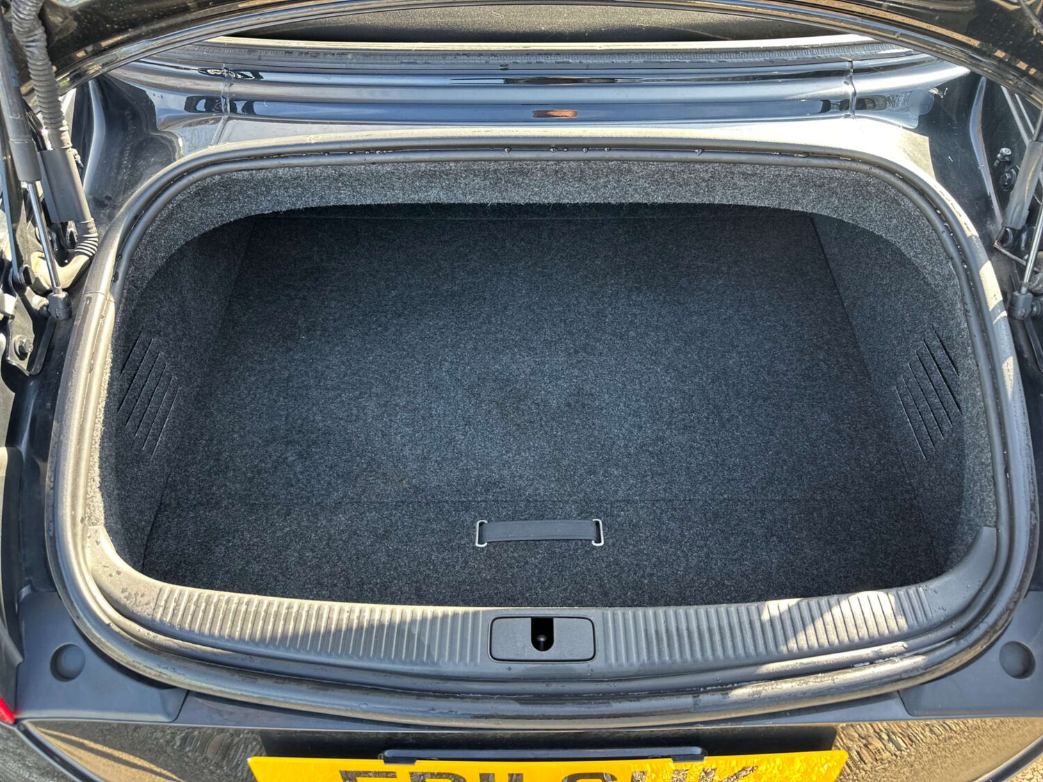 Used Audi TT 2011 for sale - 77745552: Photo 14