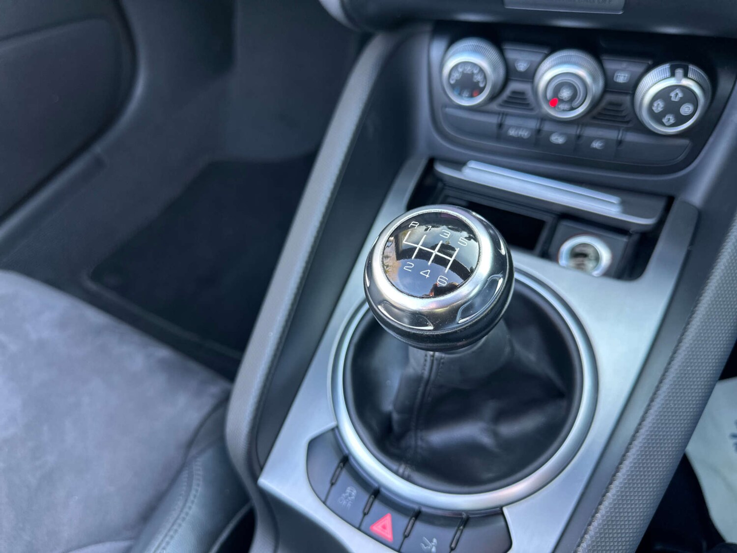 Used Audi TT 2011 for sale - 77745552: Photo 22