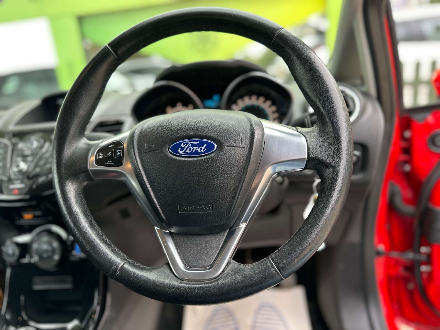 Used Ford Fiesta 2015 for sale - 77621923: Photo 24