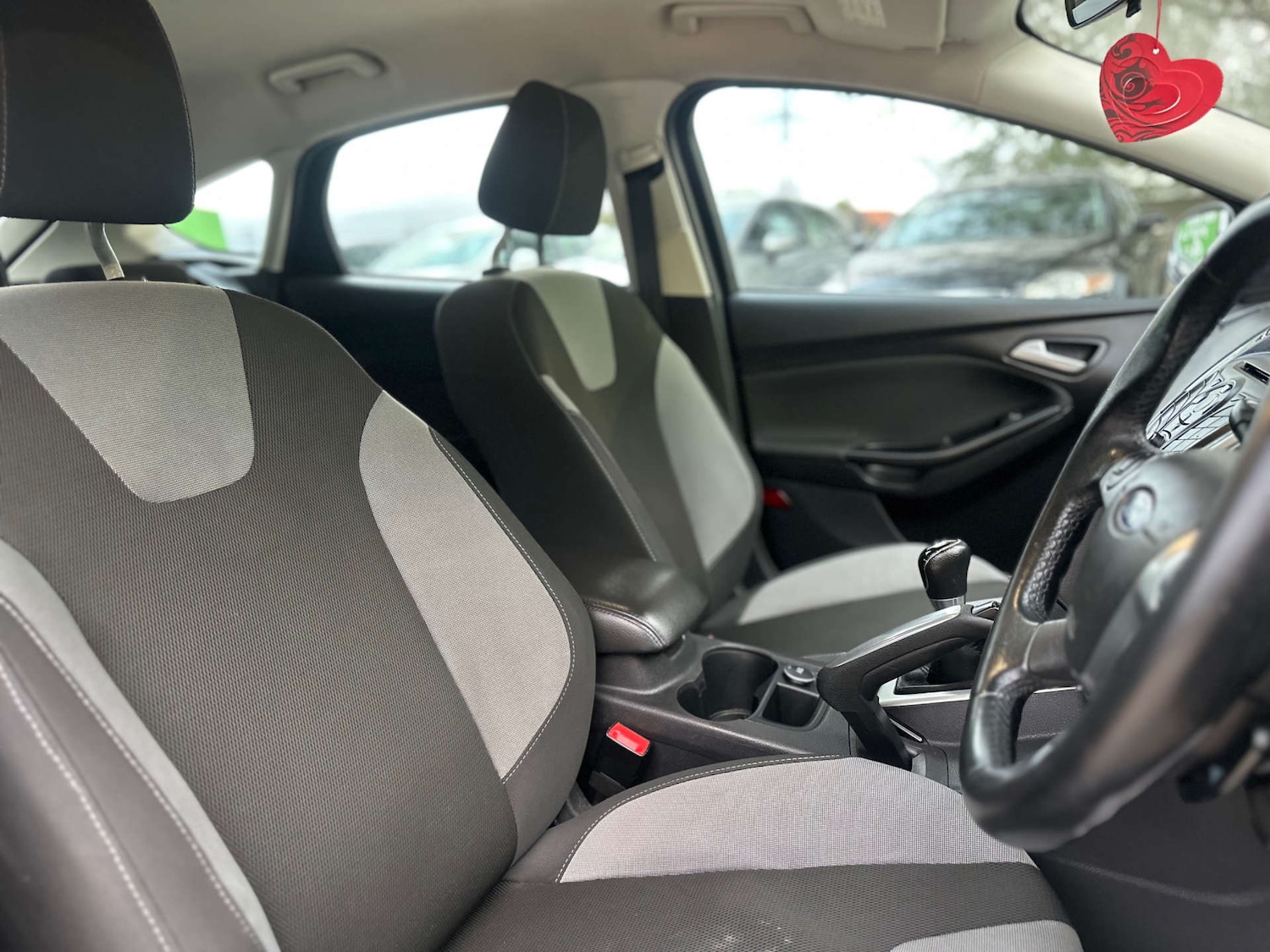 Used Ford Focus 2011 for sale - 76735798: Photo 11