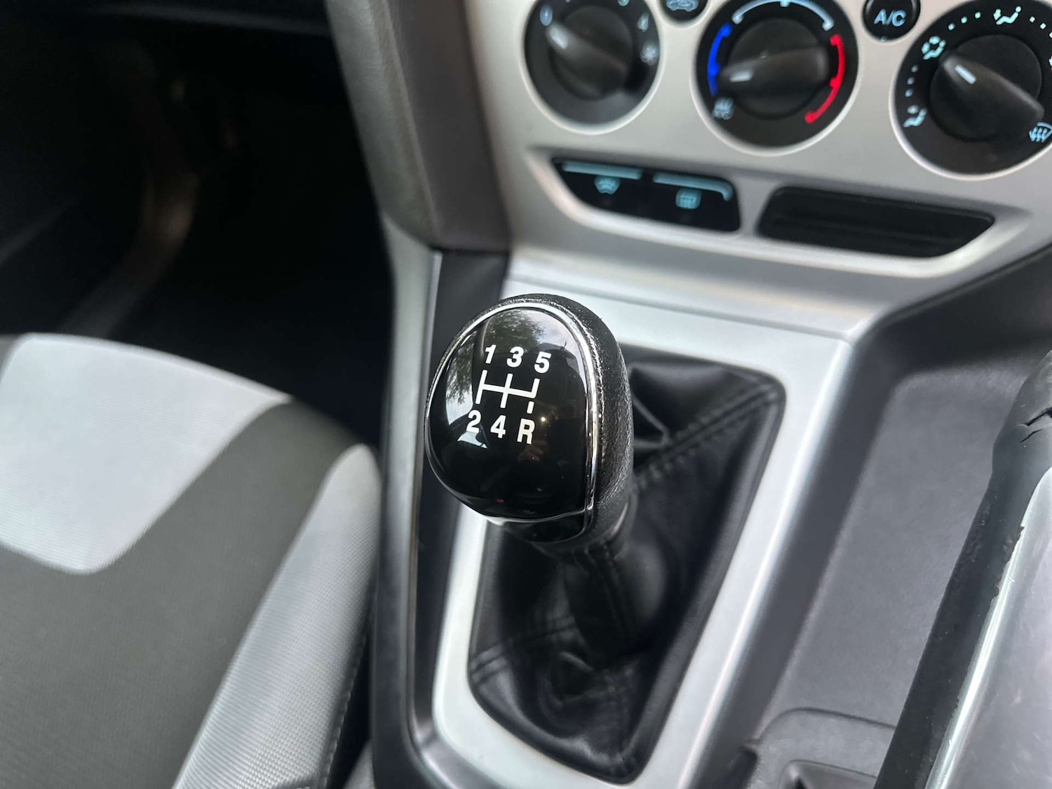 Used Ford Focus 2011 for sale - 76735798: Photo 20