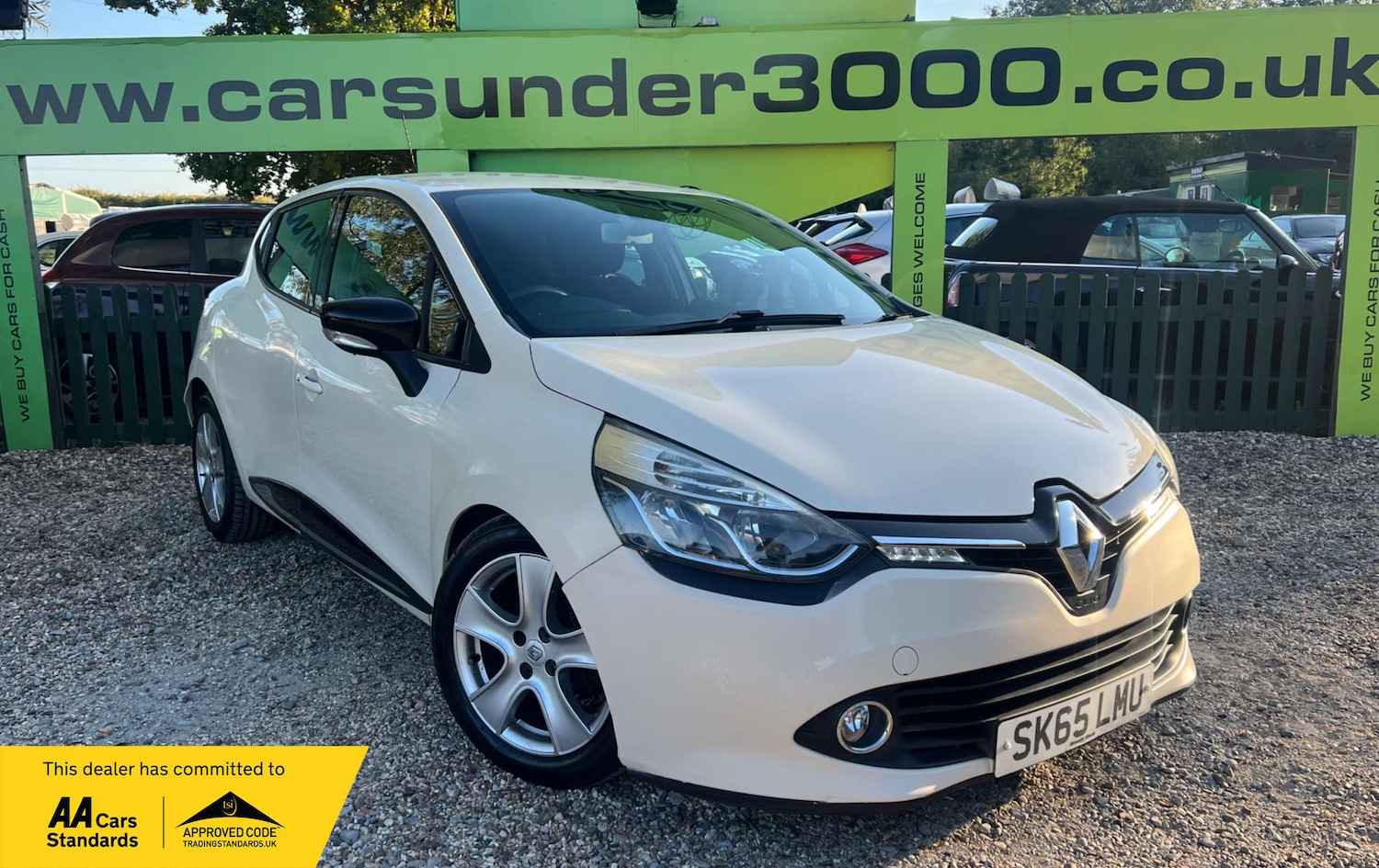 Used Renault Clio 2015 for sale - 76023091: Photo 1