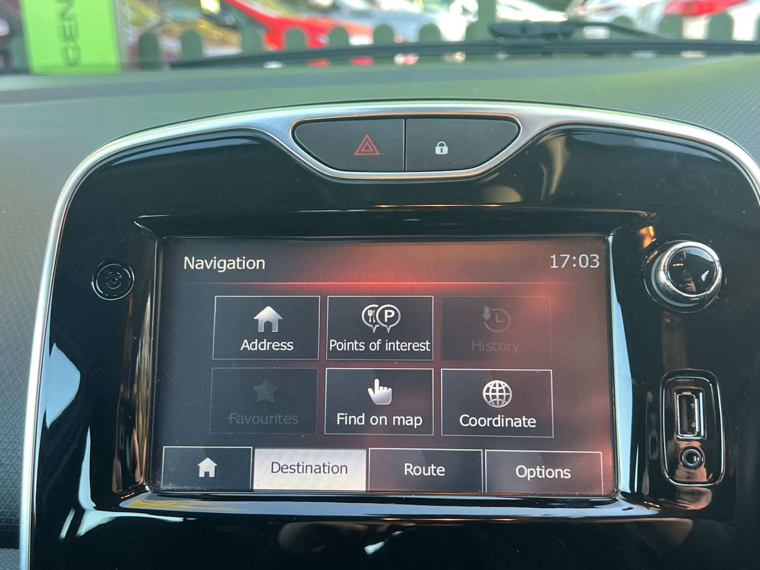 Used Renault Clio 2015 for sale - 76023091: Photo 18
