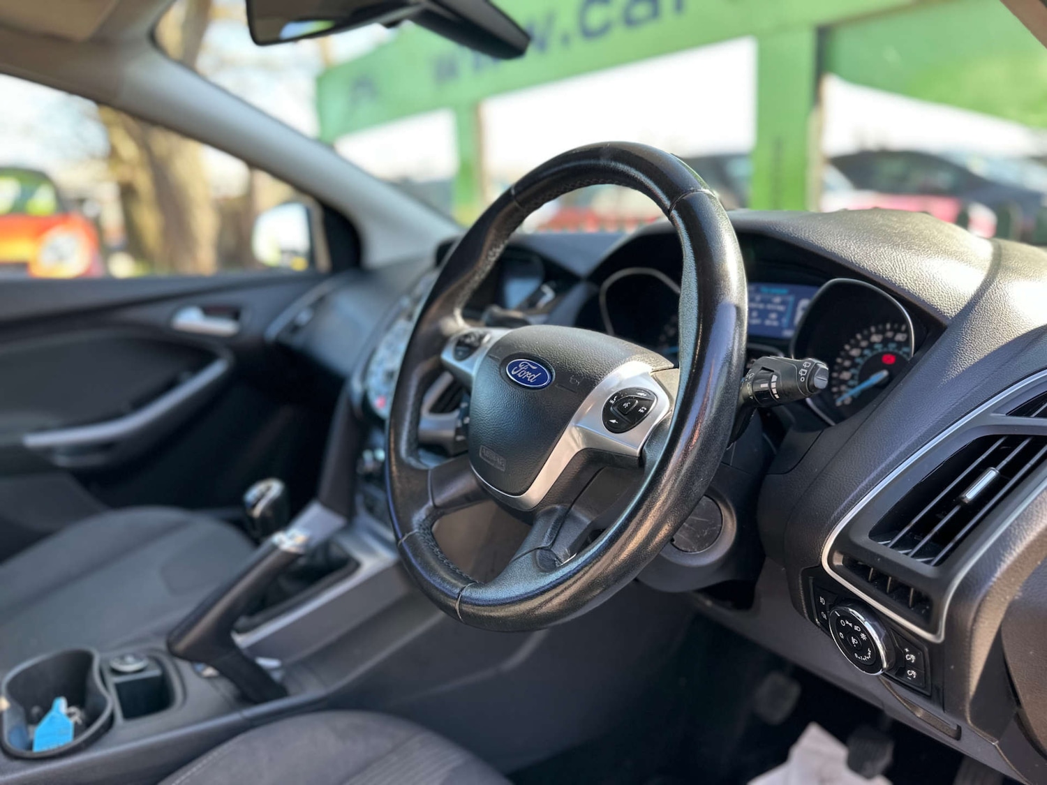 Used Ford Focus 2014 for sale - 77975383: Photo 2