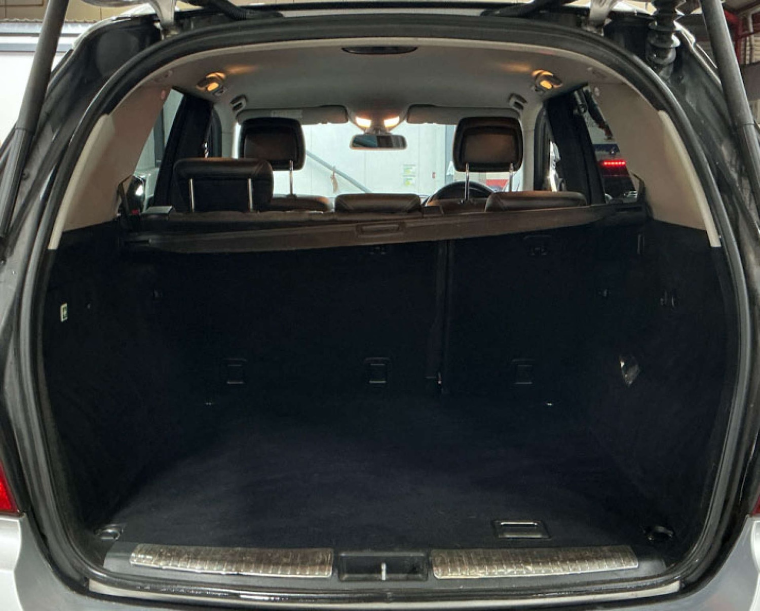 Used Mercedes-Benz M Class 2010 for sale - 76495825: Photo 7