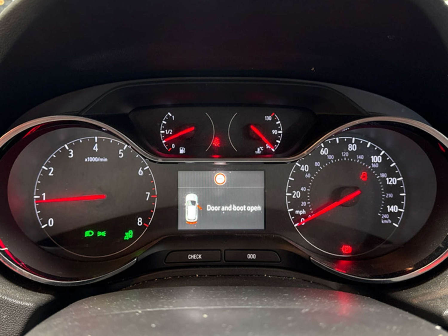 Used Vauxhall Grandland X 2019 for sale - 77318480: Photo 8