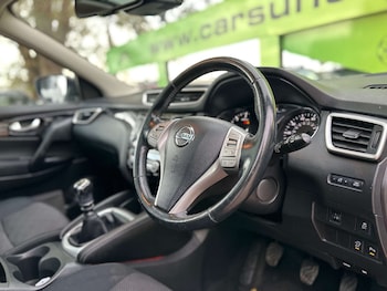 Used Nissan Qashqai 2014 for sale - 76640014: Photo