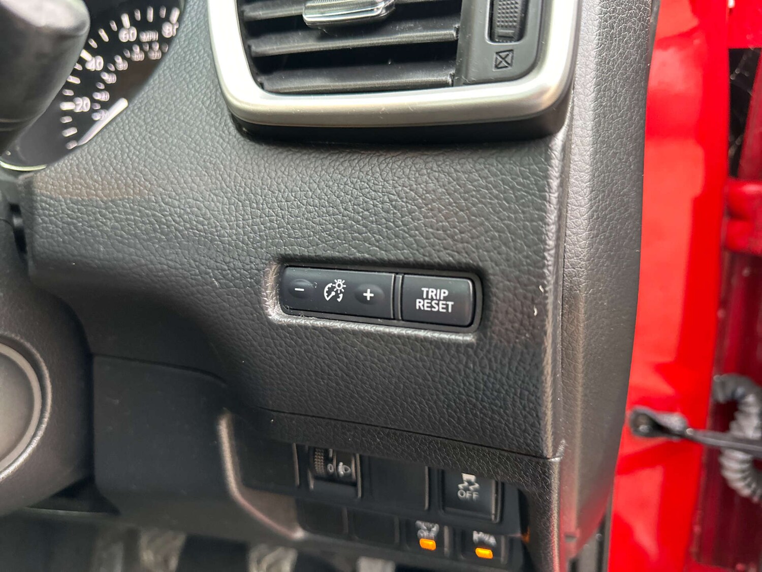 Used Nissan Qashqai 2014 for sale - 76640014: Photo 31