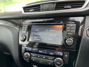 Used Nissan Qashqai 2014 for sale - 76640014: Photo