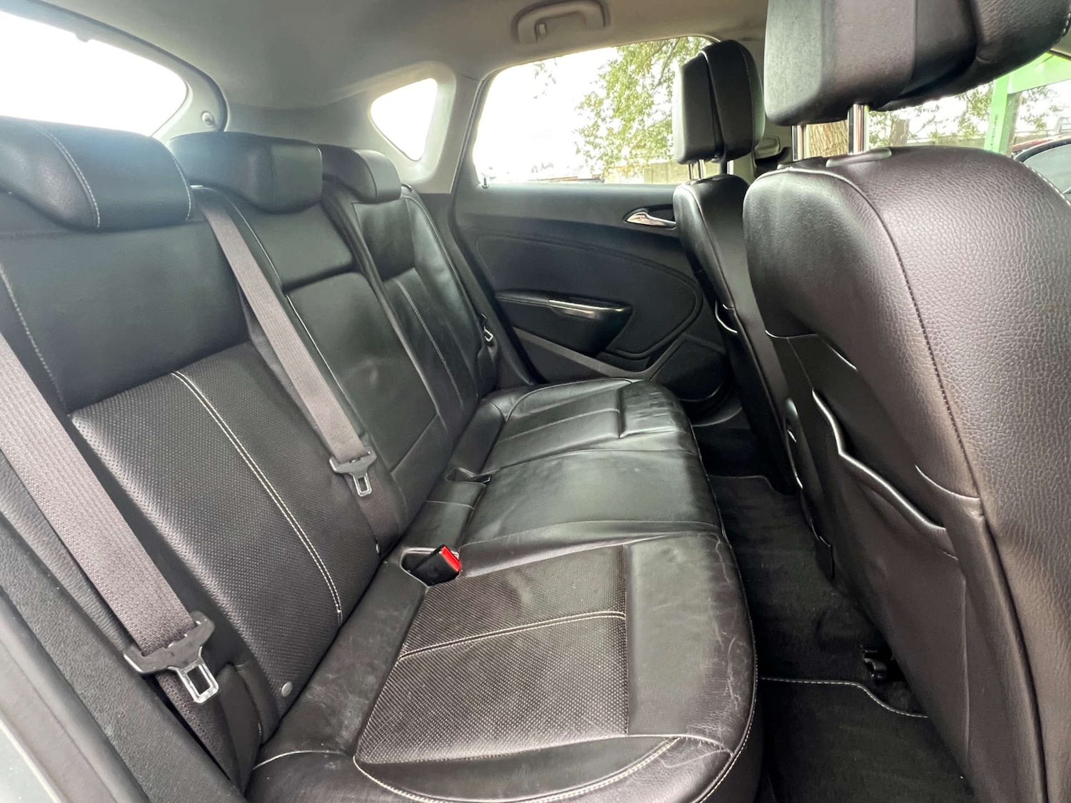 Used Vauxhall Astra 2011 for sale - 77195889: Photo 12