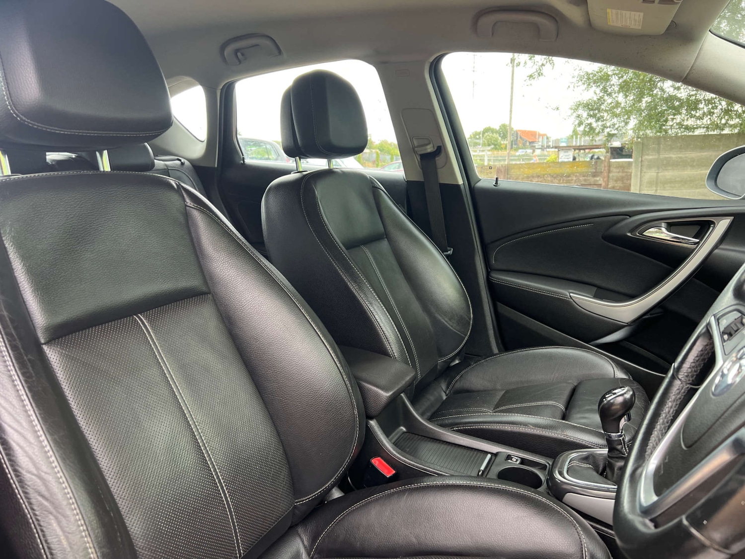 Used Vauxhall Astra 2011 for sale - 77195889: Photo 13