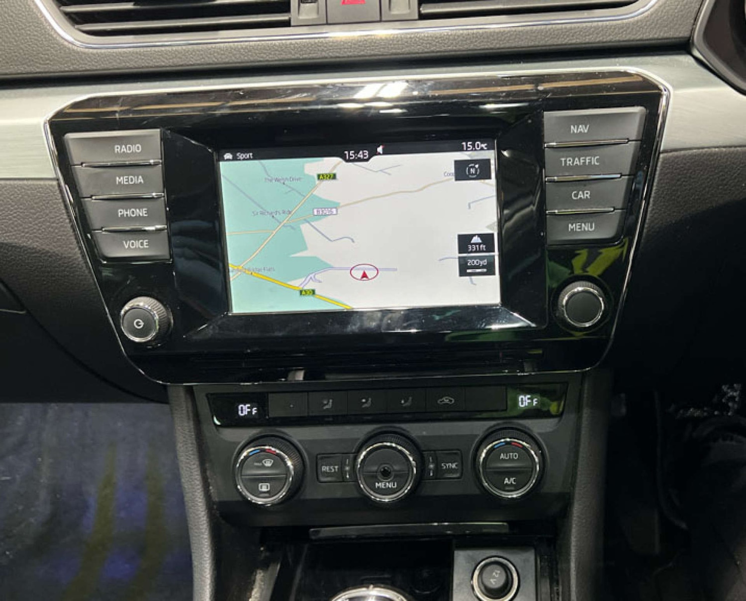 Used Skoda Superb 2016 for sale - 76567741: Photo 2