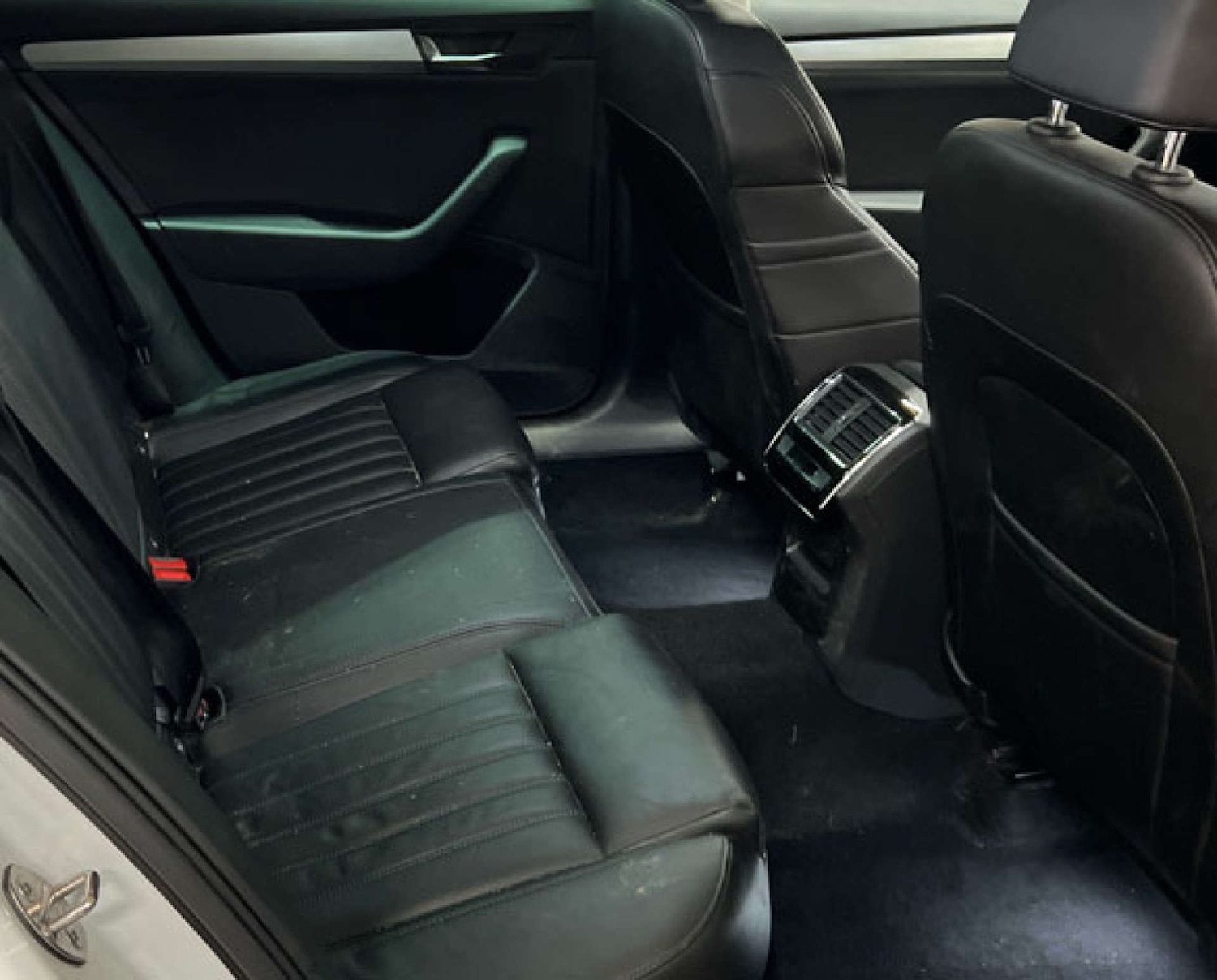 Used Skoda Superb 2016 for sale - 76567741: Photo 4