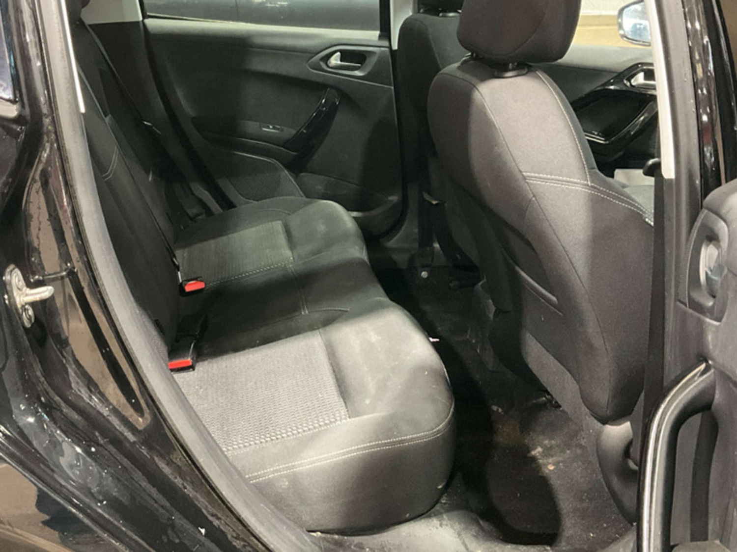 Used Peugeot 208 2018 for sale - 77822581: Photo 4