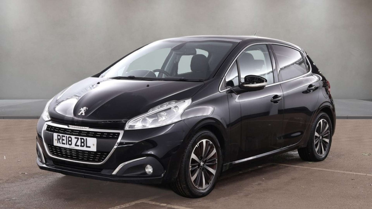 Used Peugeot 208 2018 for sale - 77822581: Photo 5