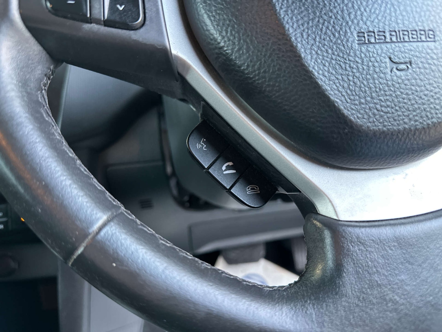 Used Suzuki Swift 2011 for sale - 76711680: Photo 23