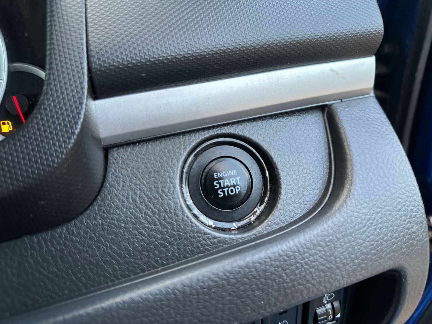 Used Suzuki Swift 2011 for sale - 76711680: Photo 25