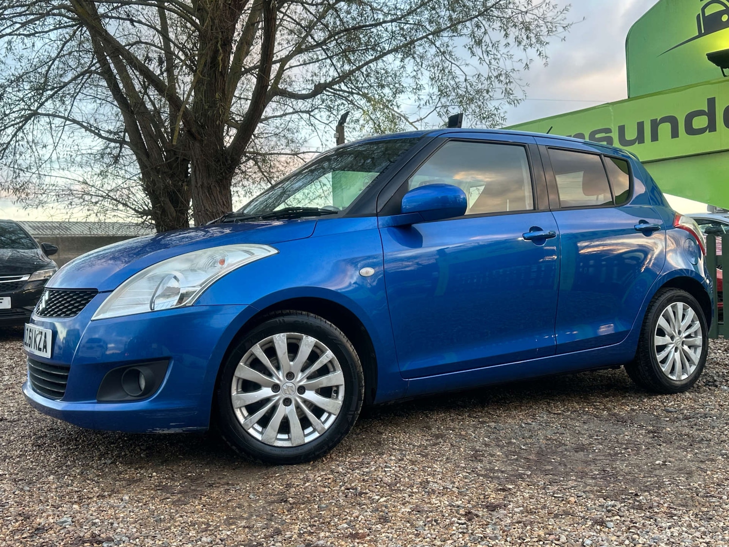 Used Suzuki Swift 2011 for sale - 76711680: Photo 7