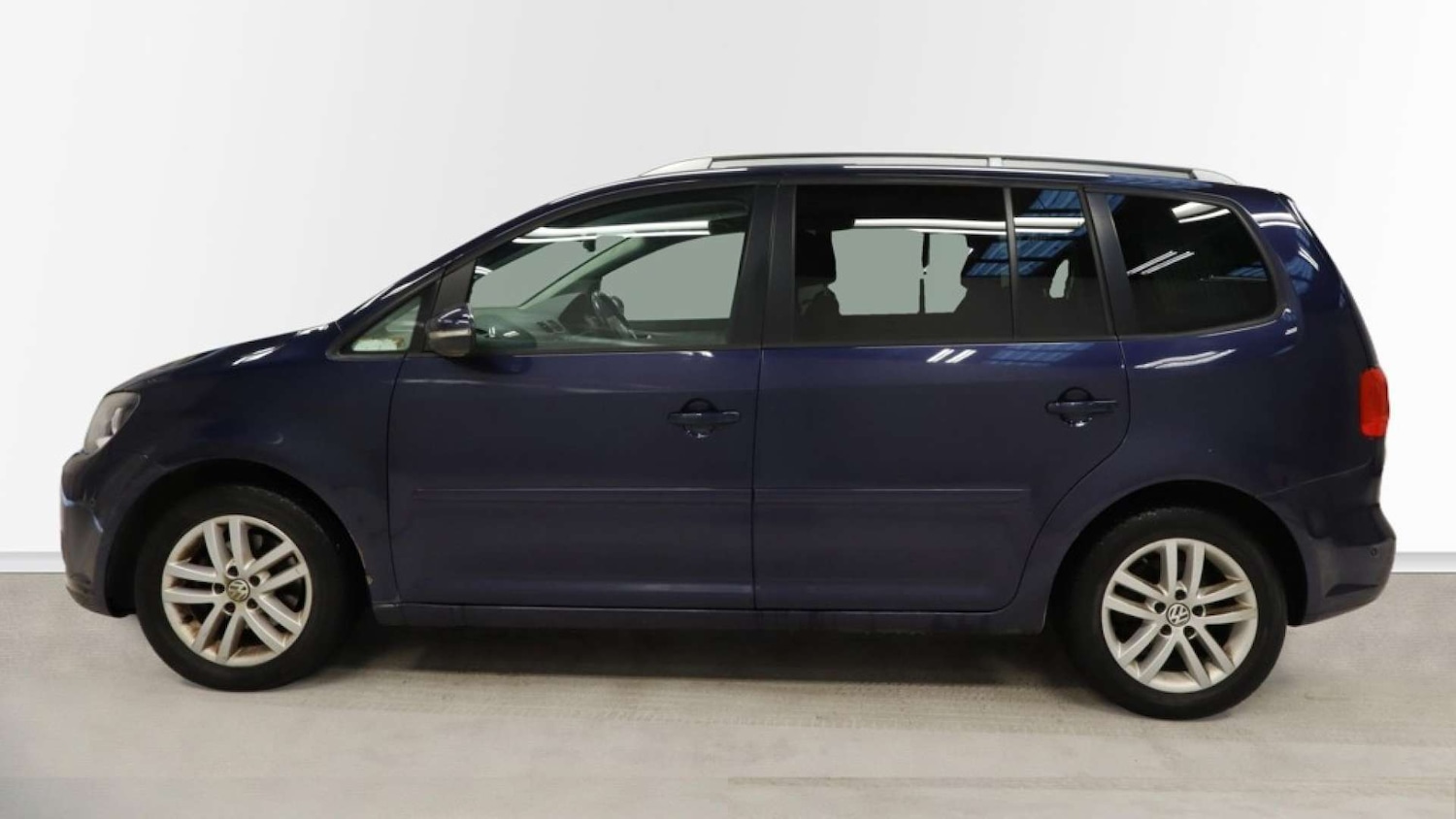 Used Volkswagen Touran 2014 for sale - 77422808: Photo 10