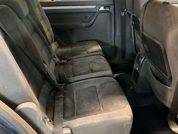 Used Volkswagen Touran 2014 for sale - 77422808: Photo