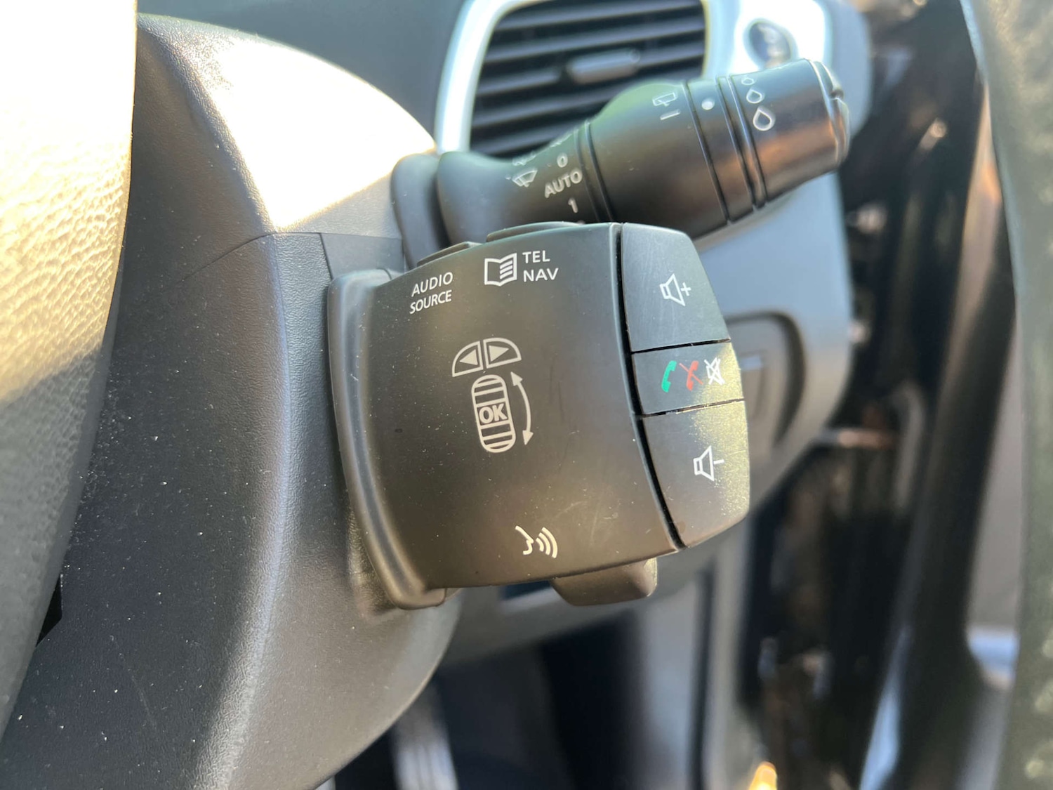 Used Renault Grand Scenic 2009 for sale - 77136395: Photo 22